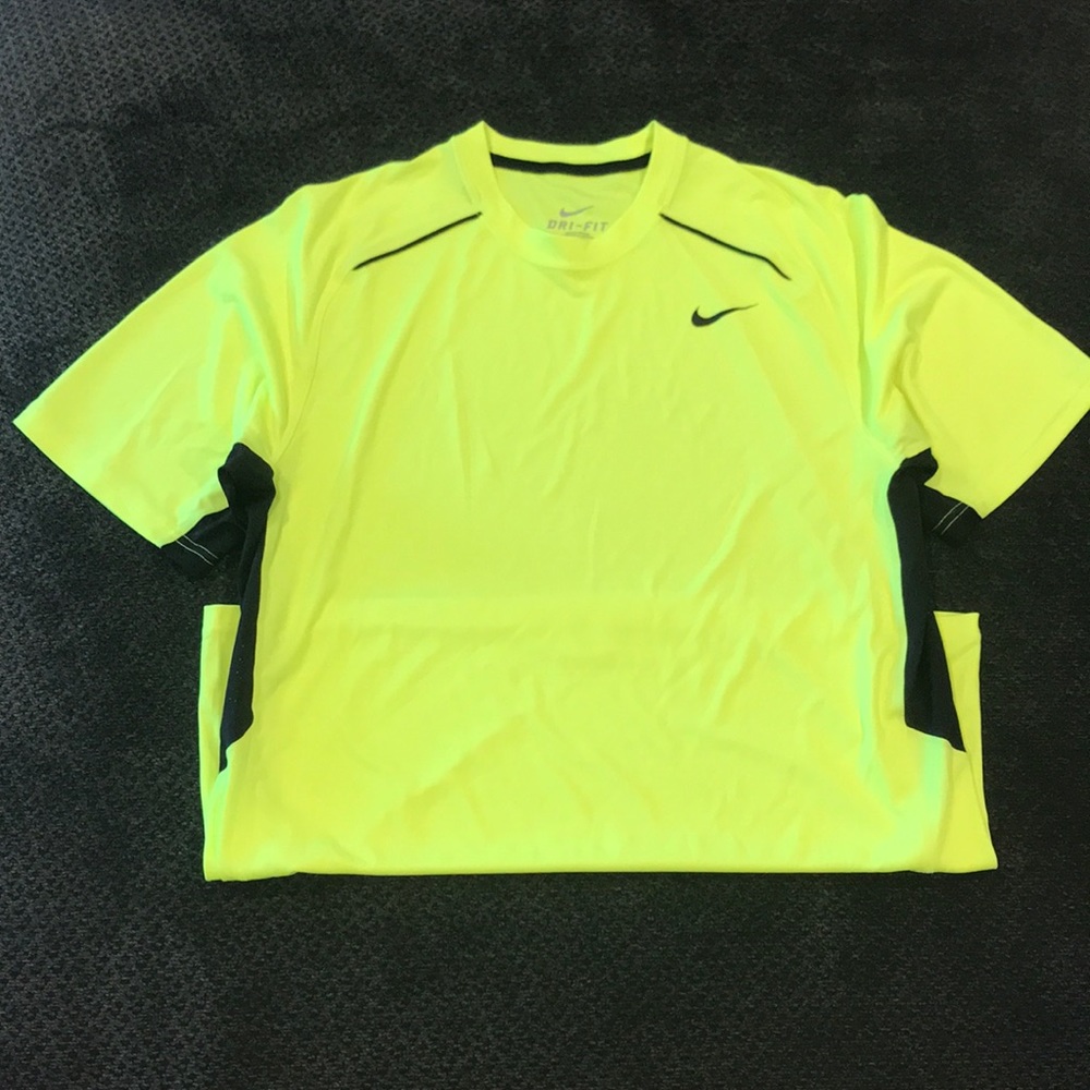 Nike Dry Fit T-Shirt